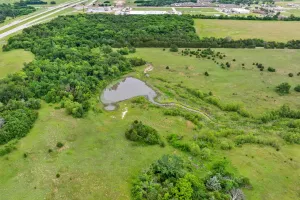 Bonham, TX 75418