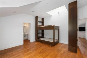 Dallas, TX 75230