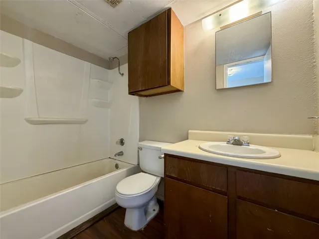 Denton, TX 76201