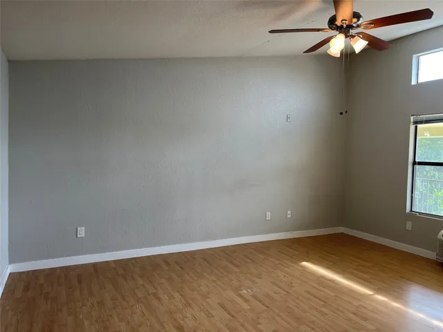 Denton, TX 76201