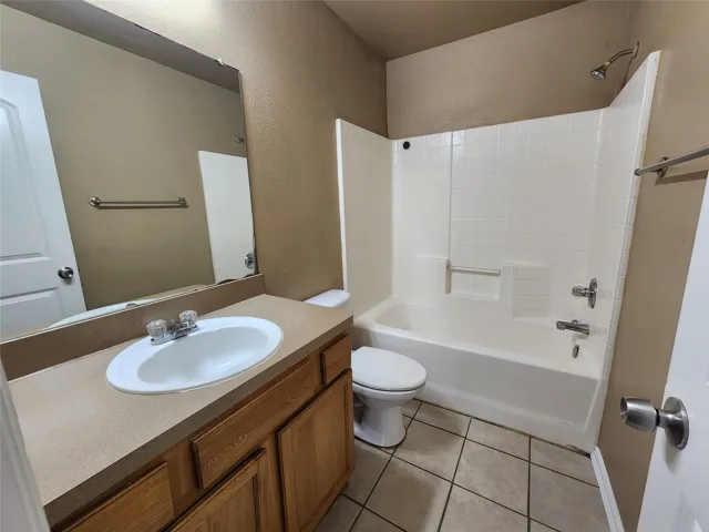 Fort Worth, TX 76111