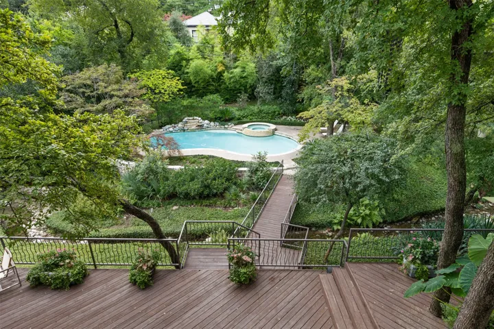 Westover Hills, TX 76107