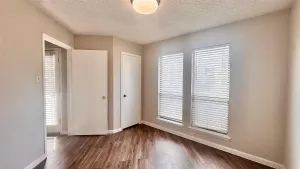 Arlington, TX 76012