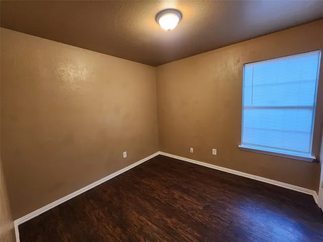 Fort Worth, TX 76111
