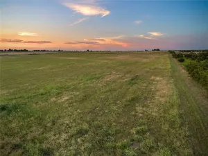 Clifton, TX 76634