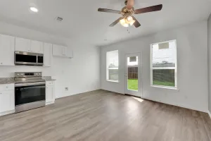 Fort Worth, TX 76104