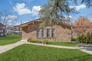 Azle, TX 76020