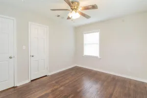 River Oaks, TX 76114