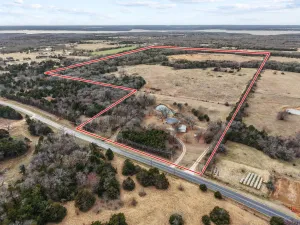 Pottsboro, TX 75076
