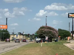Hillsboro, TX 76645