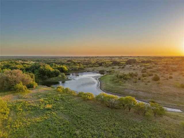 Comanche, TX 76442