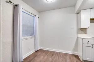 Dallas, TX 75206